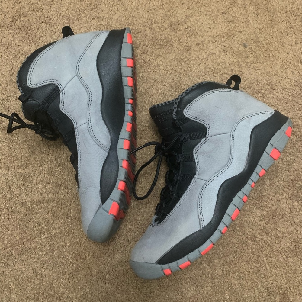 Jordan Retro 10